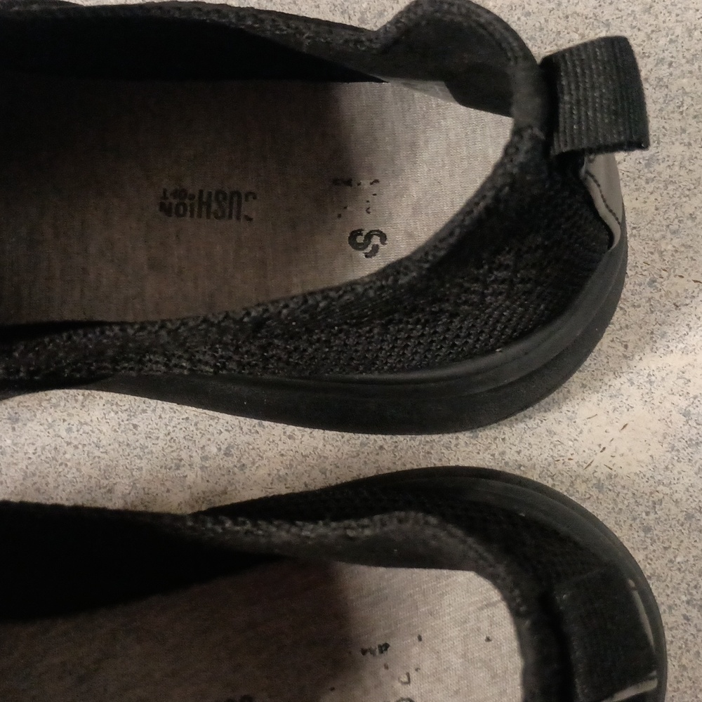 Clarks - Picture 7 of 8